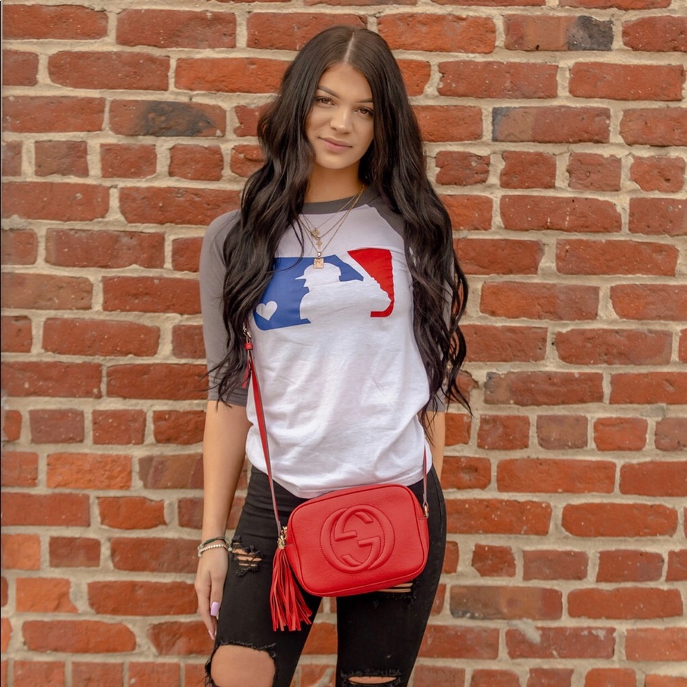 MLB heart logo Raglan - Picture 2 of 4